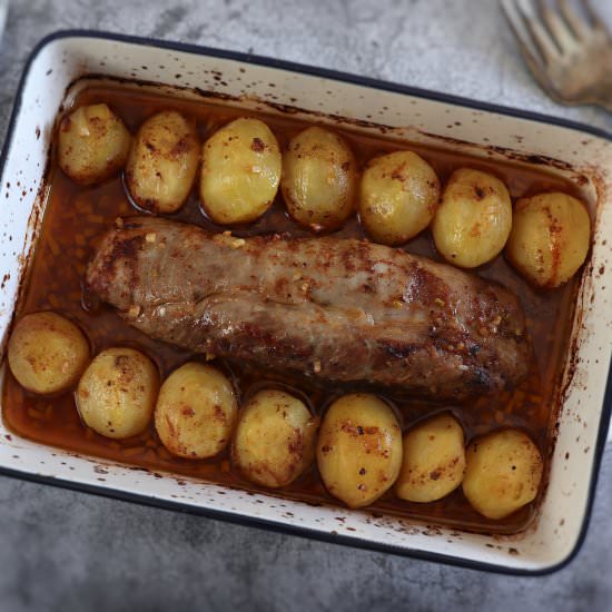 Easy baked pork tenderloin - Recipe photo by Food From Portugal