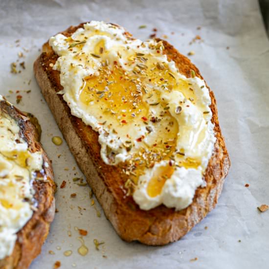 Spiced Ricotta Honey Toast - Recipe photo by Flaevor
