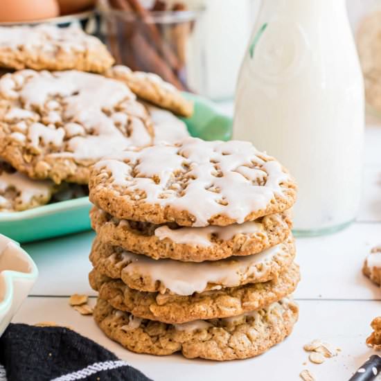 Old-Fashioned Iced Oatmeal Cookies - Recipe photo by simplystacie