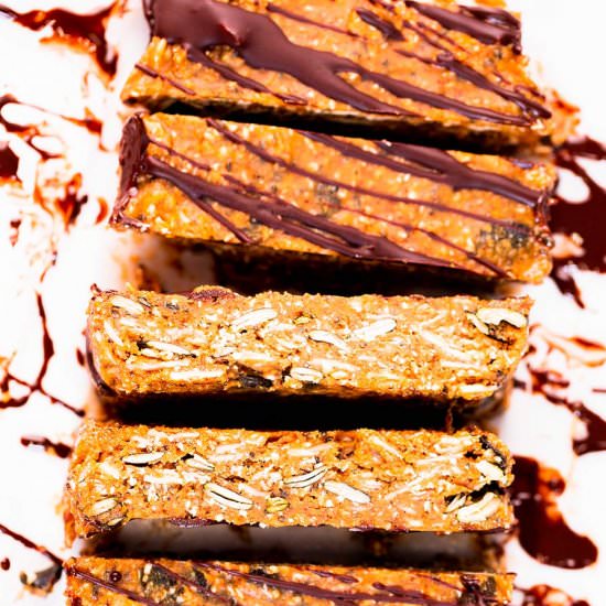 Keto Granola Bars - Recipe photo by lowcarbspark