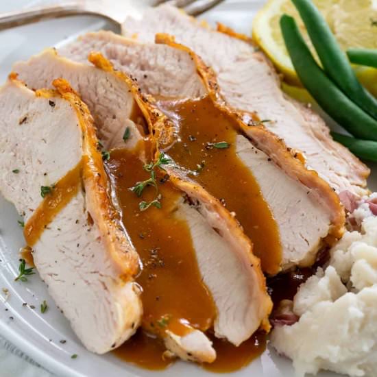 How to Make Gravy - Recipe photo by Jessica Gavin