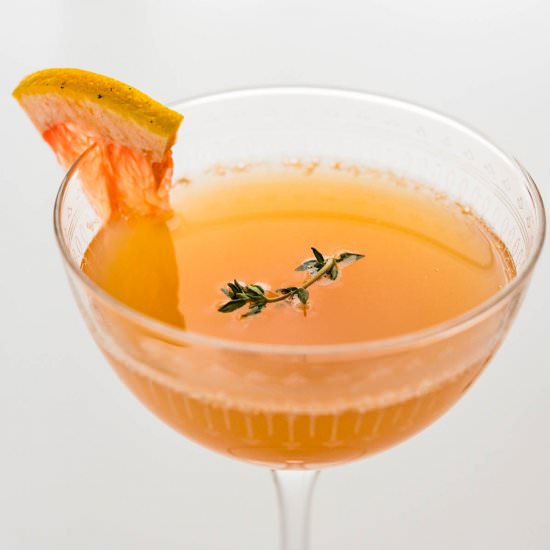 Grapefruit Mimosas - Recipe photo by garlic and zest
