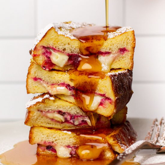 Cranberry brie stuffed french toast - Recipe photo by lifeasastrawberry