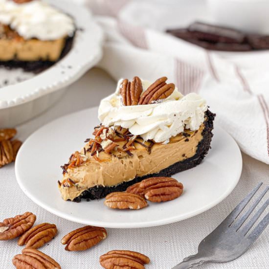 No Bake Turtle Pie - Recipe photo by live to sweet