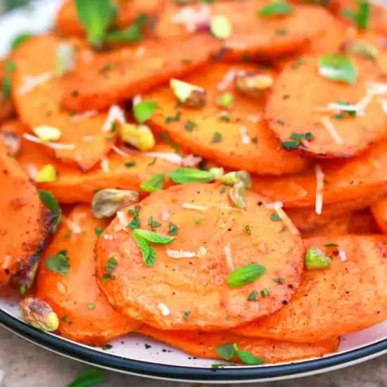 Air Fryer Carrots - Recipe photo by peasandpeonies