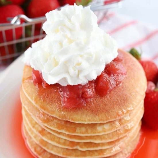 Strawberry Syrup - Recipe photo by The Diary of a Real Housewife