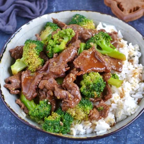 BEEF AND BROCCOLI - Recipe photo by Red House Spice