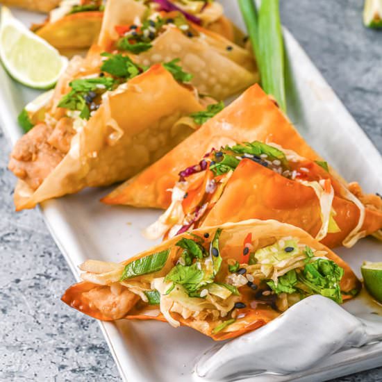 Applebee’s Wonton Chicken Tacos - Recipe photo by CallMePMc