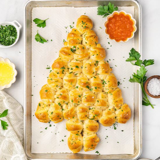 Crescent Roll Christmas Tree - Recipe photo by bellyfull