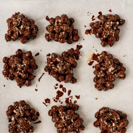 DARK CHOCOLATE ROASTED CHICKPEAS - Recipe photo by eatfreshglow