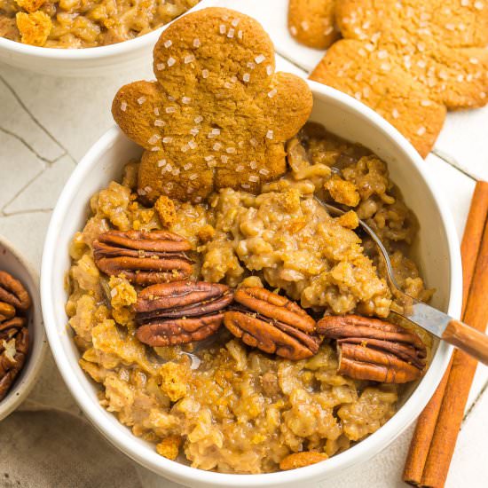 Gingerbread Oatmeal - Recipe photo by Kathryns.kitchen.blog