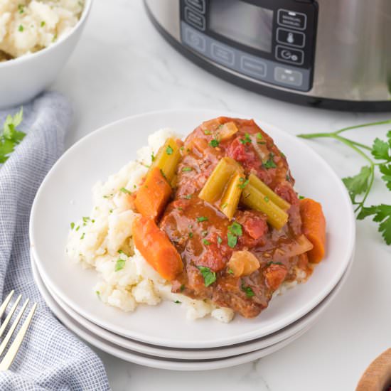Crockpot Swiss Steak Dinner - Recipe photo by familyfreshmeals