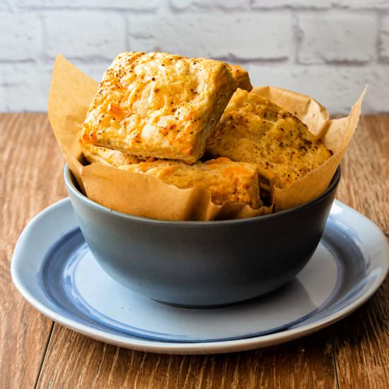 Flaky Cheese Biscuits - Recipe photo by onlinepastrychef