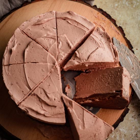 No bake Milk Chocolate Cheesecake - Recipe photo by tiffinandteaofficial