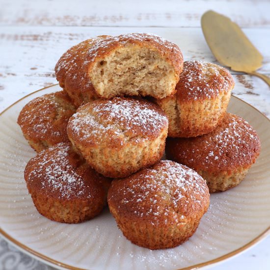 Easy banana muffins - Recipe photo by Food From Portugal