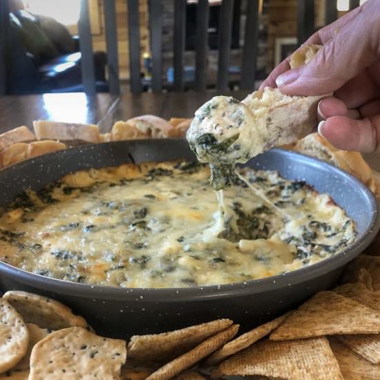 Cheesy Spinach Dip Recipe - Recipe photo by hearthandvine