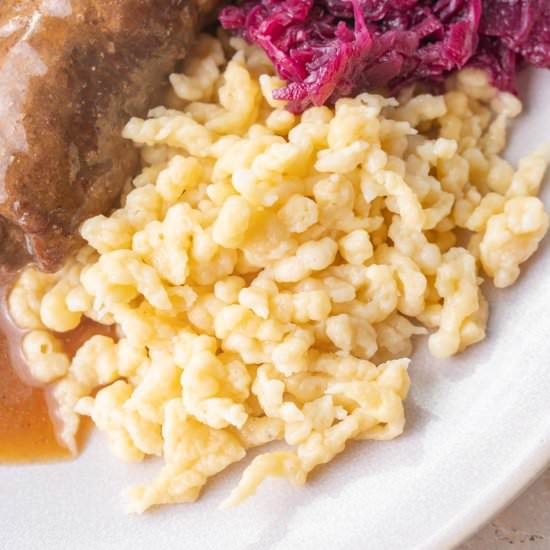Spätzle - Recipe photo by everyday-delicious.com