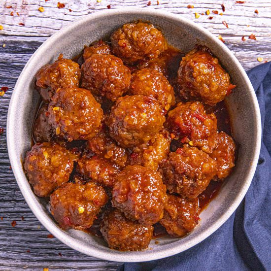Grape Jelly Meatballs - Recipe photo by ChiliPepperMadness