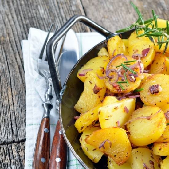 Country Style Pan Fried Potatoes - Recipe photo by PretzelandMe