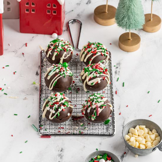 Christmas Hot Cocoa Bombs - Recipe photo by marleysmenu