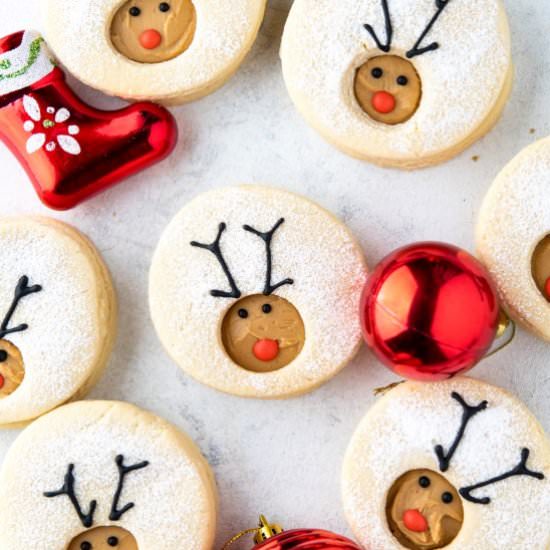 Reindeer Linzer Cookies - Recipe photo by noshingwiththenolands