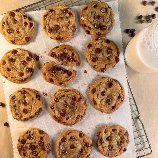 Chewy Chocolate Chip Cookies - Recipe photo by freebelly