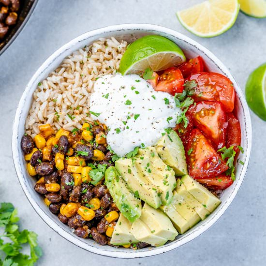VEGETARIAN BURRITO BOWL - Recipe photo by healthyfitnessmeals