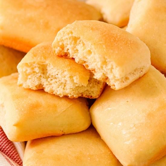 Texas Roadhouse Rolls Copycat - Recipe photo by The Slow Roasted Italian