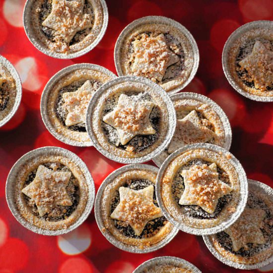 mini cranberry pies - Recipe photo by Cuisine Fiend