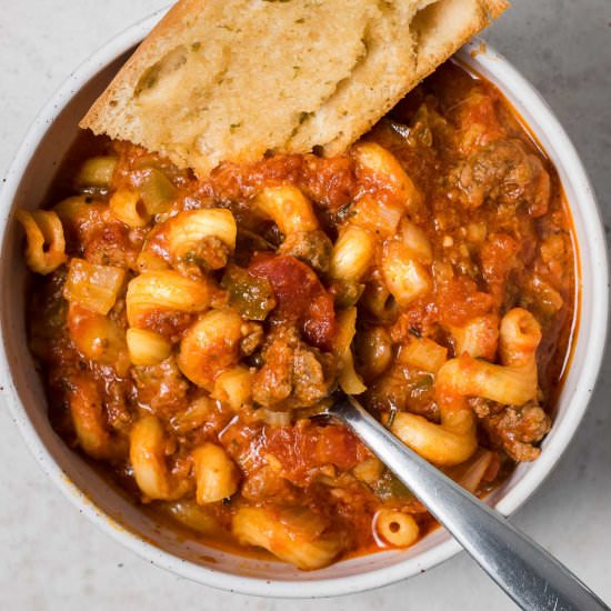 Slow Cooker Goulash with Hamburger - Recipe photo by Neighborfood