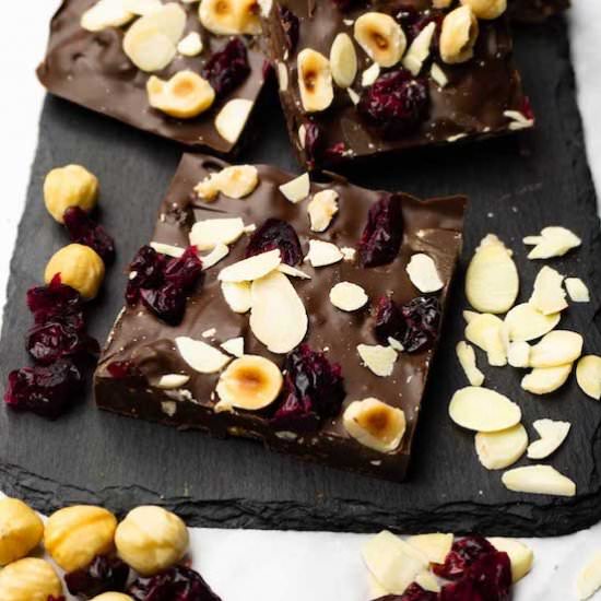Chocolate bark - Recipe photo by sugarpursuit