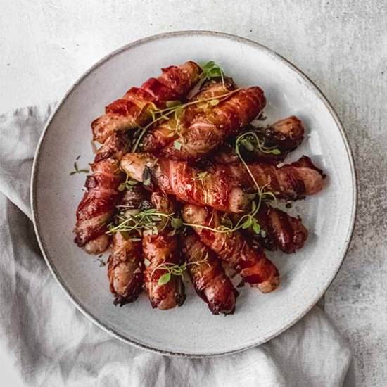 Sausages Wrapped In Bacon - Recipe photo by The Real Food Geek