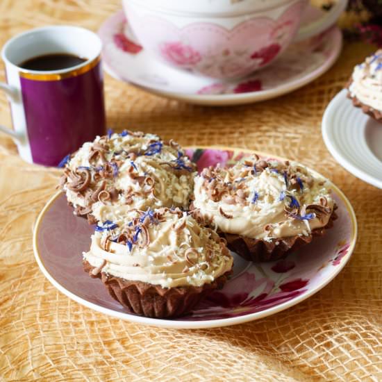 Cocoa tartlets with cream - Recipe photo by mecooks.com