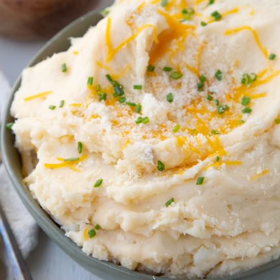 Cheesy Mashed Potatoes - Recipe photo by giftofhospitality
