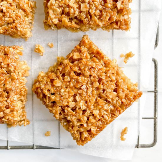 British Maple Syrup Flapjacks - Recipe photo by Low Histamine Kitchen