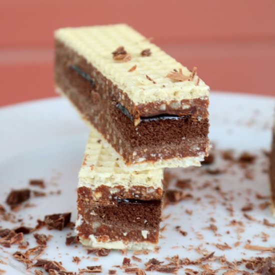 Happy Chocolate Wafer Cake - Recipe photo by 5 star cookies