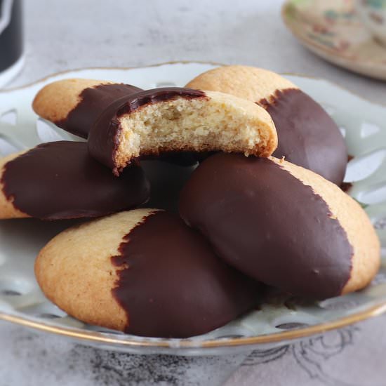 Chocolate dipped shortbread cookies - Recipe photo by Food From Portugal