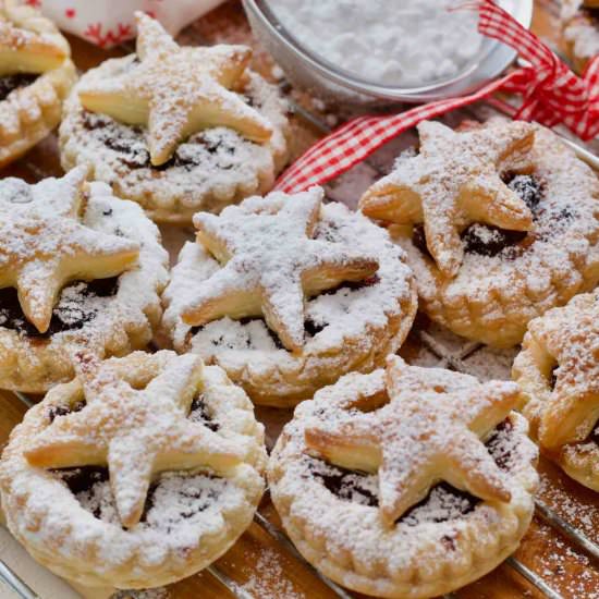 Puff Pastry Mince Pies - Recipe photo by joskitchenlarder