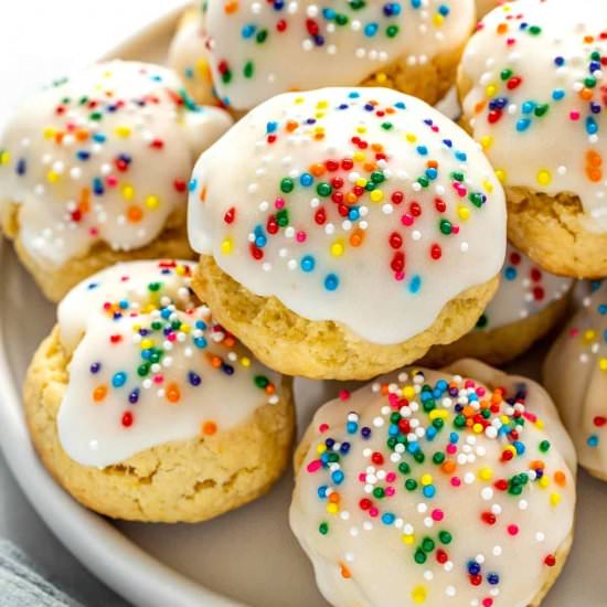 Italian Anise Cookies - Recipe photo by Jessica Gavin