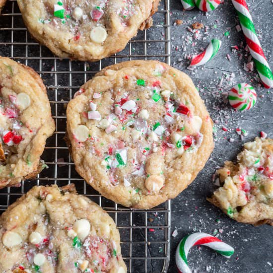White Chocolate Peppermint Pretzel - Recipe photo by ThePypersKitchen