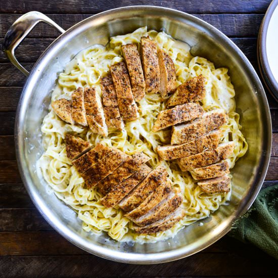 Fettuccine Alfredo with Cajun Chick - Recipe photo by dudethatcookz