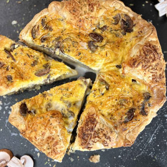 Five-cheese Mushroom Quiche - Recipe photo by freebelly