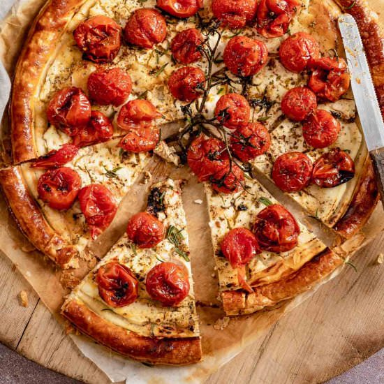 Roasted Cherry Tomatoes Tart - Recipe photo by pastafantasy