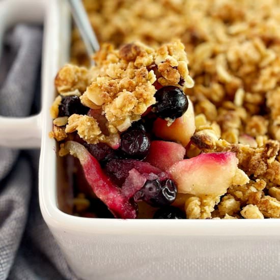 Apple Blueberry Crumble - Recipe photo by chef not required