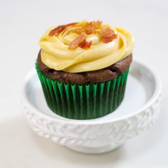 chocolate cupcakes with maple bacon - Recipe photo by mindyscookingobsession