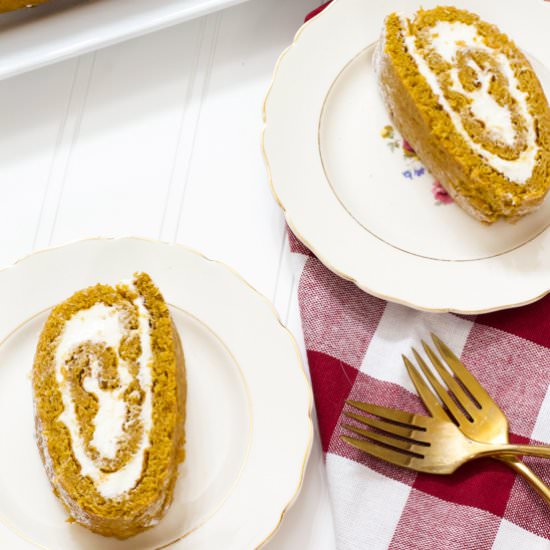 gluten free pumpkin roll - Recipe photo by mindyscookingobsession