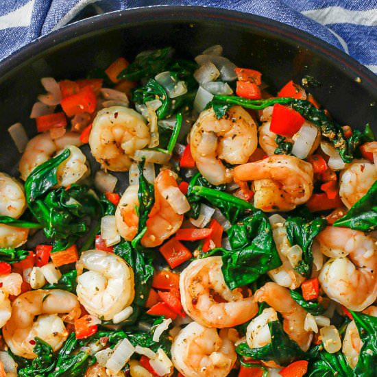 Mediterranean shrimp skillet - Recipe photo by Family Food on the Table