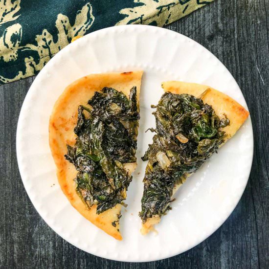 Easy Lebanese Spinach Pies - Recipe photo by MyLifeCookbook