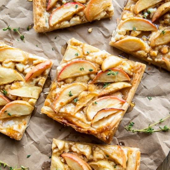 Apple Goat Cheese Puff Pastry - Recipe photo by Desserts And Drinks