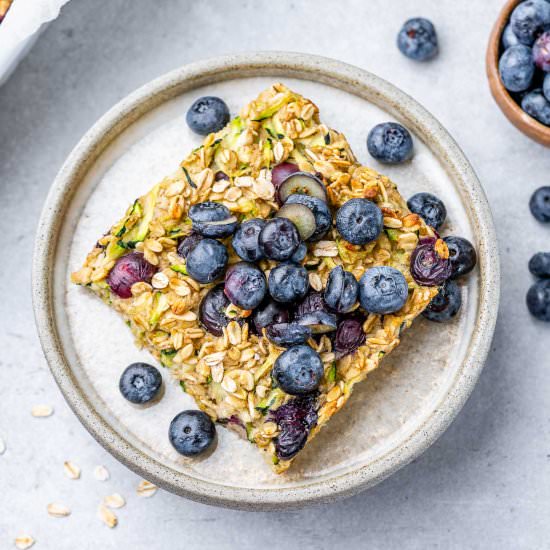 ZUCCHINI BLUEBERRY BAKED OATMEAL - Recipe photo by healthyfitnessmeals